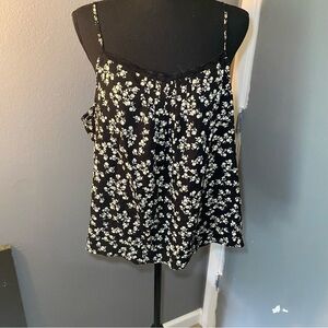 Cami Tank Size‎ XL from Melrose and Market Black w Tiny Cream Color Flowers